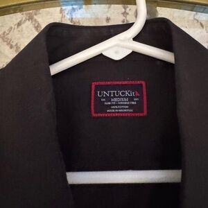 UNTUCKit medium Slim Fit Wrinkle Free Shirt Long Sleeve
